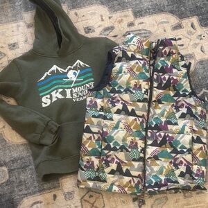 Kids ski hoodie and vest! Mount snow! Adorable, size 8